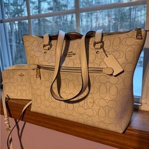 Coach Beige Signature Tote with Gold Hardware